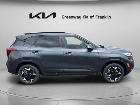 Used 2025 Kia Seltos S FWD image 8