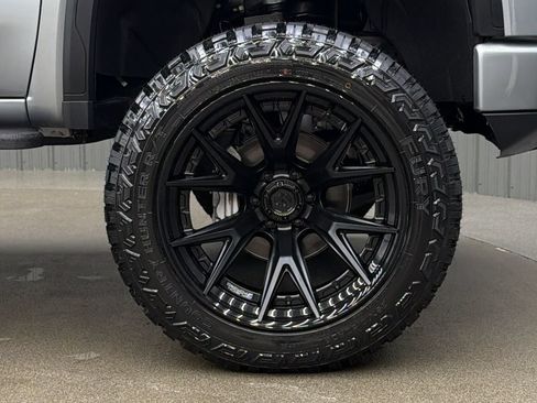 Used 2026 GMC Sierra 1500 AT4 w/ AT4 Premium Package AWD/4WD image 9