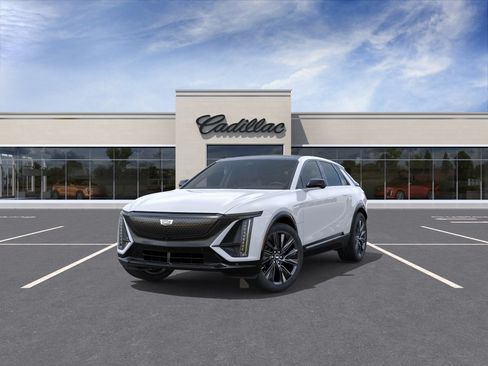 New 2027 Cadillac Lyriq Signature Sport w/ Nappa Leather Package AWD/4WD image 8