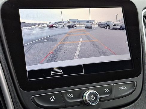 Used 2024 Chevrolet Malibu LT image 14