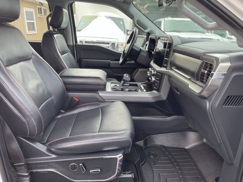 Used 2022 Ford F150 Lariat w/ Equipment Group 502A High AWD/4WD image 15