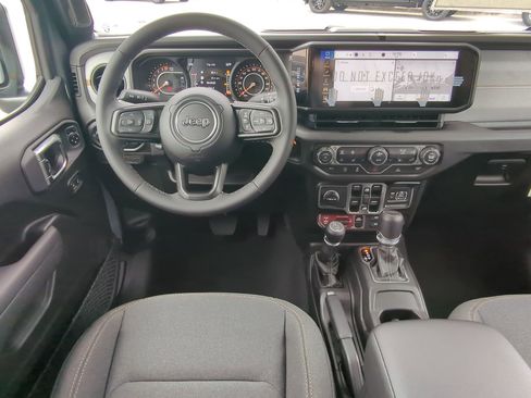 New 2026 Jeep Gladiator Willys image 14