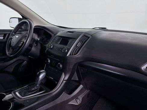 Used 2017 Ford Edge SE w/ Cargo Accessory Package FWD image 29