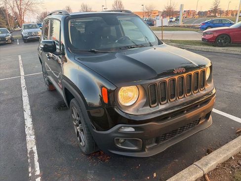Used 2016 Jeep Renegade 75th Anniversary image 3
