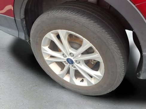 Used 2018 Ford Escape SEL AWD/4WD image 18
