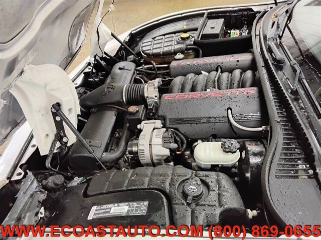 Used 2002 Chevrolet Corvette Coupe w/ Preferred Equipment Group2 RWD image 10