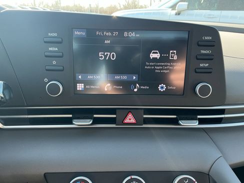 Used 2026 Hyundai Elantra SE FWD image 16