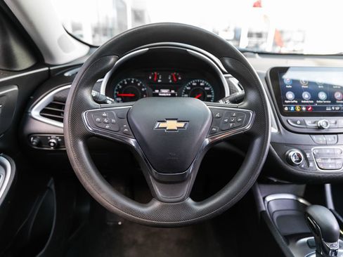Used 2023 Chevrolet Malibu LT image 14