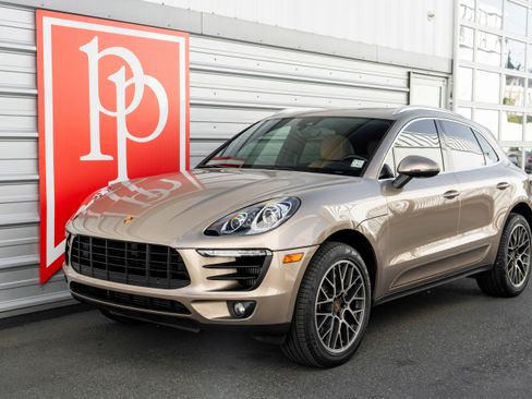 Used 2017 Porsche Macan S w/ Premium Package Plus AWD/4WD image 34