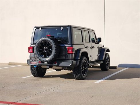 Used 2023 Jeep Wrangler Unlimited Sahara w/ Cold Weather Group image 7
