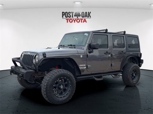 Used 2018 Jeep Wrangler Unlimited Sport S image 3