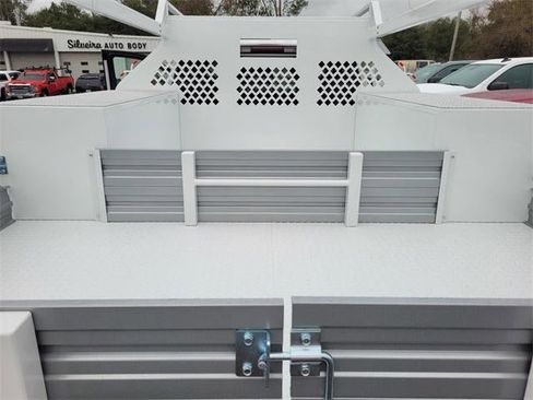 New 2025 GMC Sierra 3500 Pro w/ Convenience Package image 26