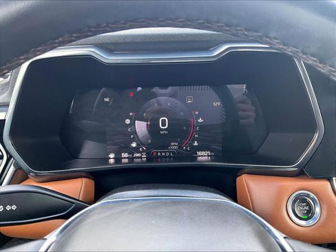 Certified 2023 GMC Canyon AT4 w/ AT4 Premium Package image 25