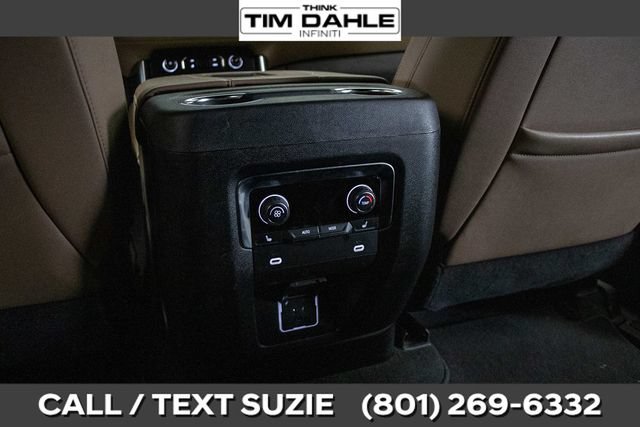 Used 2024 Chevrolet Tahoe Premier AWD/4WD image 23