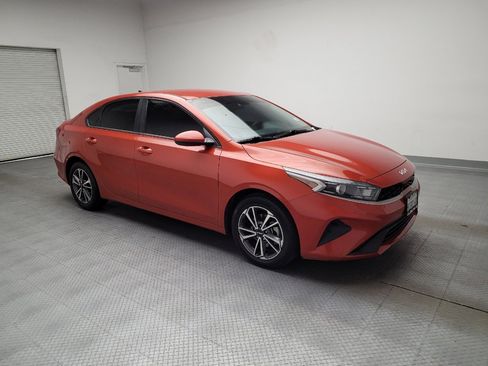 Used 2022 Kia Forte LXS FWD image 11