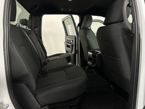 New 2026 RAM 3500 Big Horn AWD/4WD image 12