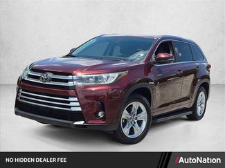 Used 2019 Toyota Highlander Limited FWD video 1