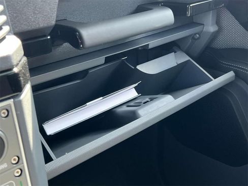 Used 2025 INEOS Grenadier image 34