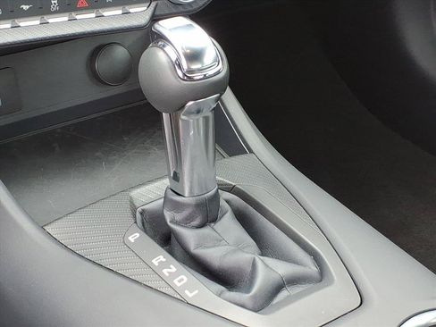 Used 2025 Ford Mustang Coupe RWD image 29