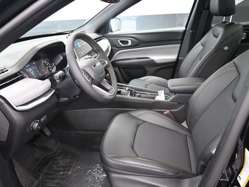 New 2026 Jeep Compass Latitude AWD/4WD image 11