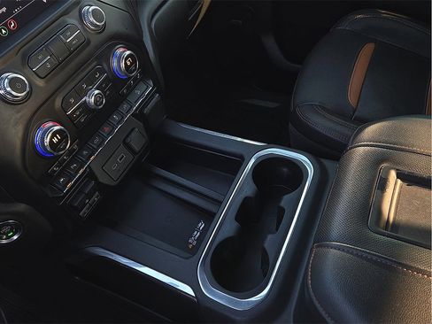 Used 2019 GMC Sierra 1500 AT4 w/ AT4 Premium Package image 21