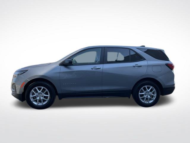 Used 2024 Chevrolet Equinox LS w/ LS Convenience Package FWD image 27