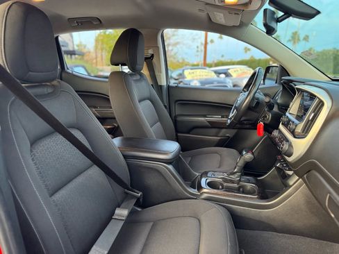 Used 2019 GMC Canyon SLE w/ Trailering Package image 36