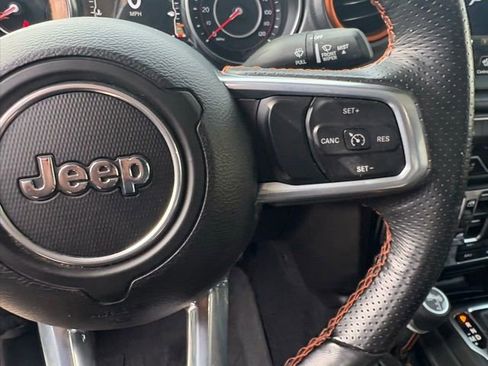 Certified 2022 Jeep Gladiator Mojave w/ LED Lighting Group image 19