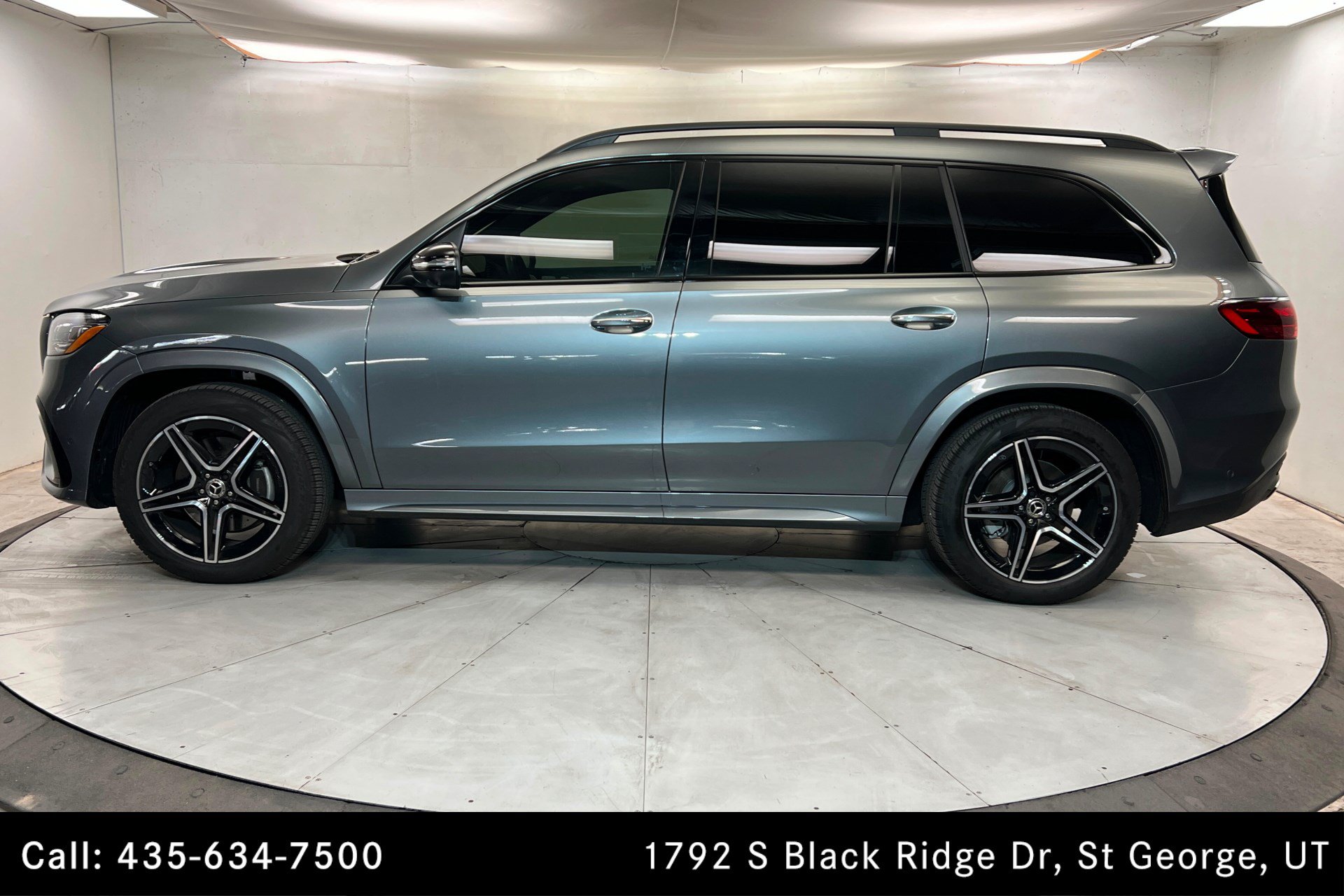 Used 2026 Mercedes-Benz GLS 450 4MATIC image 2