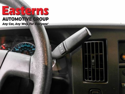 Used 2021 Chevrolet Express 2500 RWD image 12