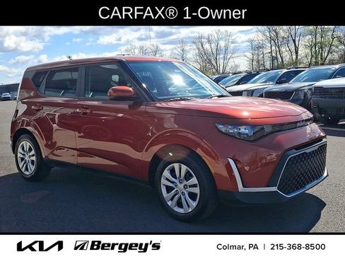 Used 2023 Kia Soul LX image 3