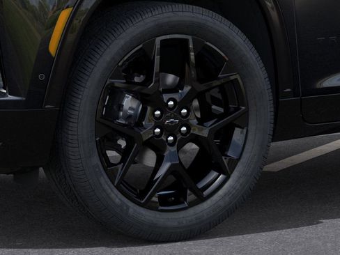 New 2026 Chevrolet Traverse RS w/ LPO, Floor Liner Package image 9