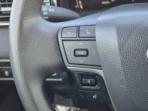Used 2025 Toyota Camry LE FWD image 23