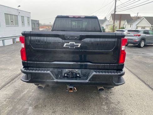 Used 2022 Chevrolet Silverado 2500 LTZ w/ LTZ Plus Package AWD/4WD image 6