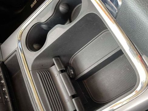 Used 2018 RAM 2500 Laramie w/ Sport Appearance Group image 28