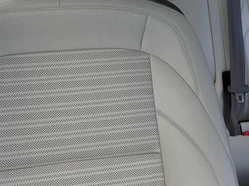 New 2026 Lincoln Nautilus Reserve w/ Jet Appearance Package AWD/4WD image 16