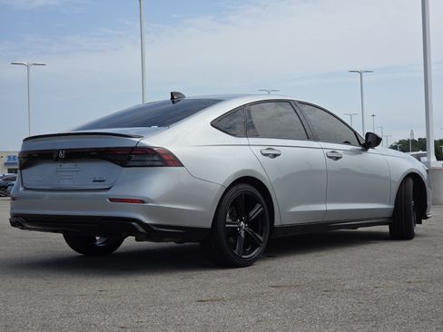 Used 2025 Honda Accord Sport image 18