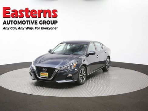 Used 2021 Nissan Altima 2.5 SV w/ SV Premium Package FWD image 55