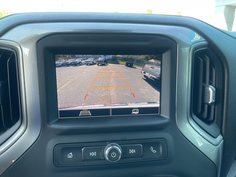 Used 2024 GMC Sierra 1500 Pro w/ Pro Value Package image 19