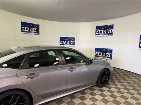 Used 2022 Honda Civic Sport image 2