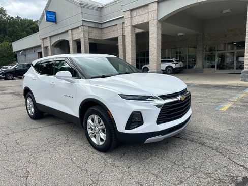 Used 2021 Chevrolet Blazer LT FWD image 12