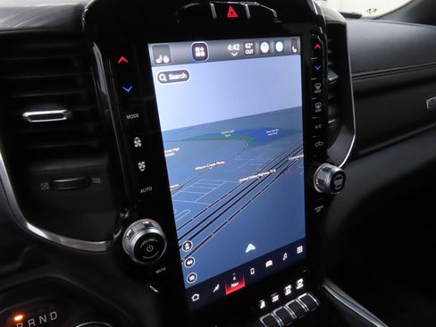 Used 2023 RAM 1500 Laramie image 18