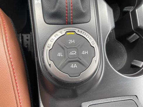 Used 2024 Ford Bronco Heritage Edition image 15