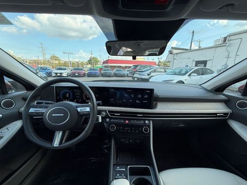 Used 2025 Hyundai Sonata SEL FWD image 33