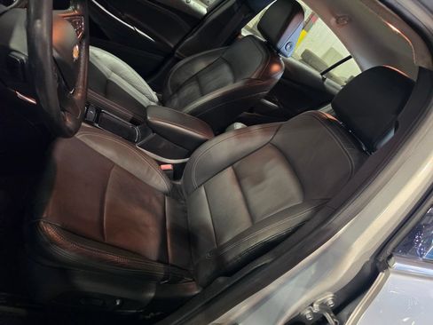 Used 2017 Chevrolet Cruze Premier FWD image 6