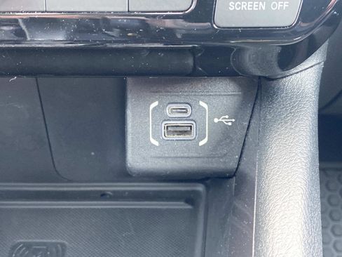 Certified 2022 Jeep Compass Latitude w/ Convenience Group image 42