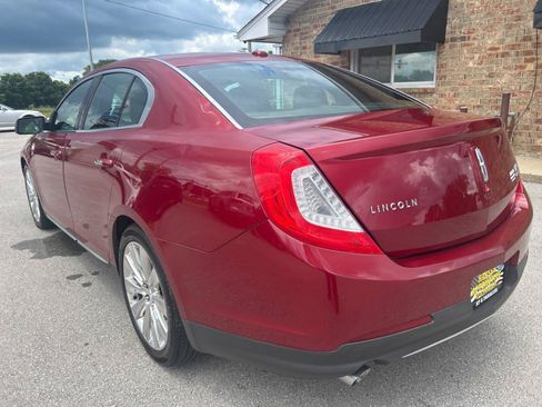 Used 2013 Lincoln MKS AWD image 9