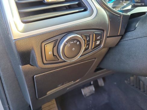 Used 2023 Ford Edge SEL w/ Convenience Package image 22