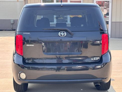 Used 2009 Scion xB image 4