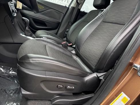 Used 2016 Buick Encore Convenience AWD/4WD image 6